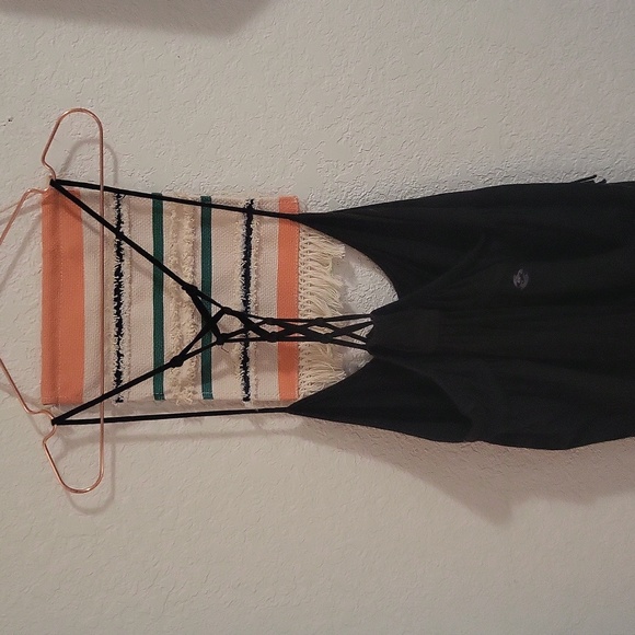 Billabong Fringe Tank - Picture 3 of 4